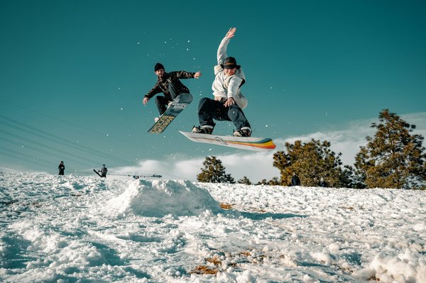 Comment améliorer l'agilité en snowboard freestyle ?